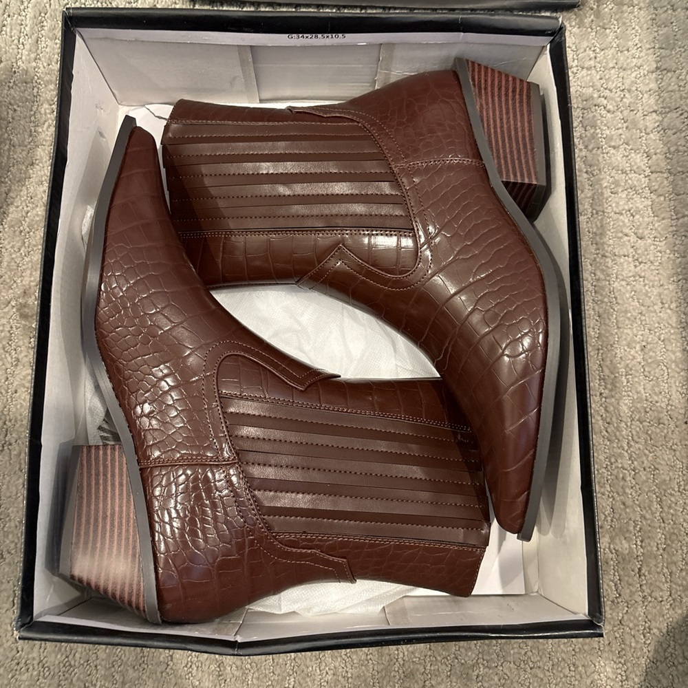 PrettyLittleThing Chocolate Croc-Pattern Ankle Boots